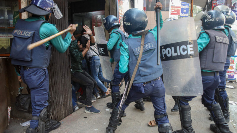 孟加拉國爆發抗議 數萬人要求現總理下台
