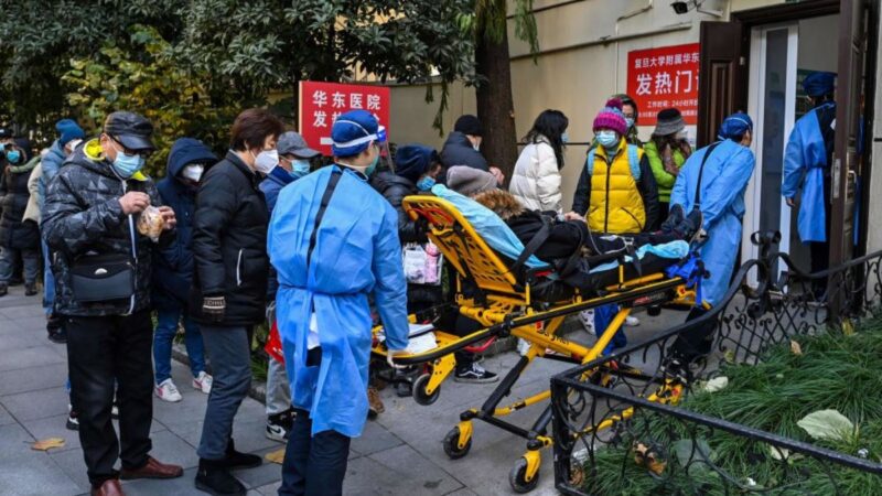 上海醫生：病人成倍增加 有科室醫護「全軍覆沒」