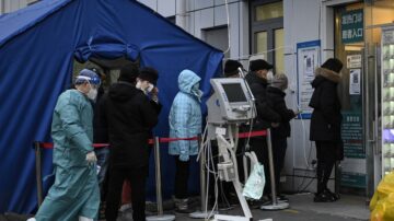疫情再爆發之際 中共打開國門 民眾擔憂不減