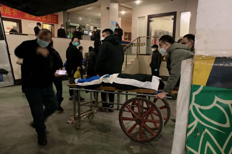 全國各地殯儀館擠爆 6天16院士病亡