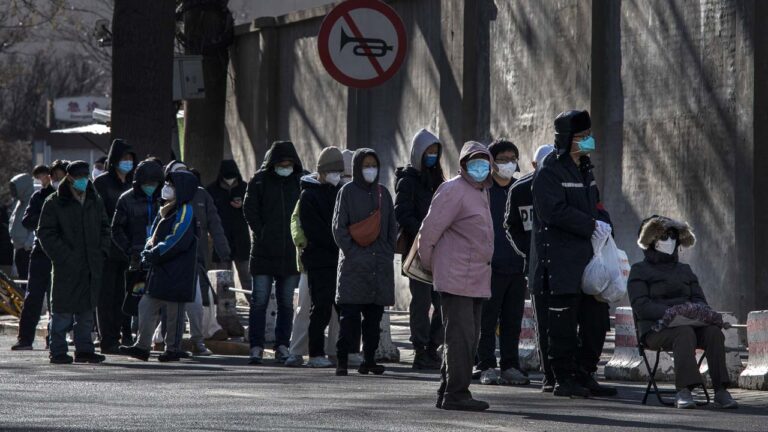放任感染加隱瞞重症死亡 中共挨批「斷崖式擺爛」