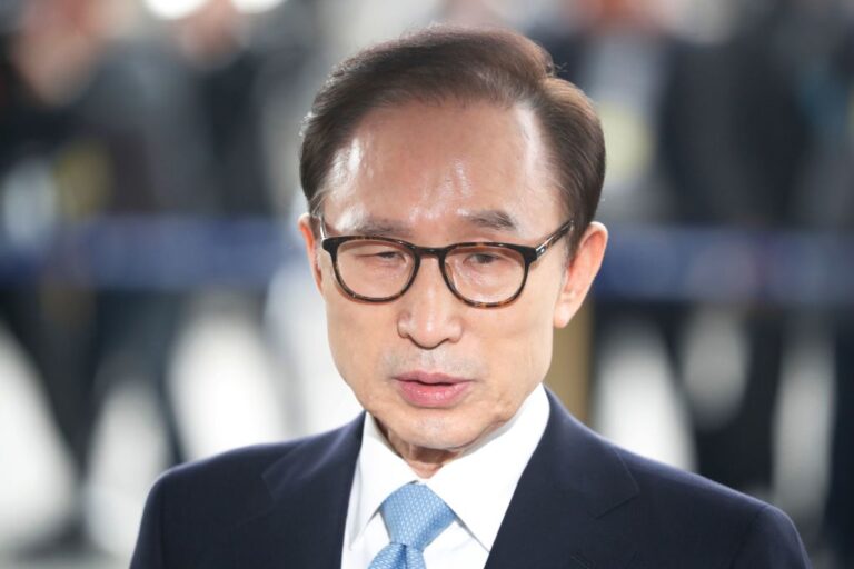 尹錫悅特赦名單 前總統李明博免除剩下15年刑期