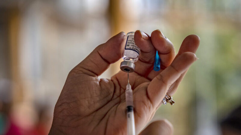 美研究发现：接种疫苗后 染疫风险仍高