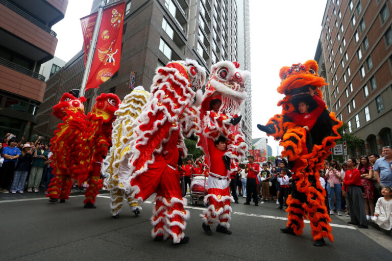 悉尼唐人街喜迎中國新年