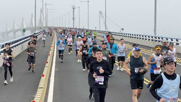 台灣：第16屆金門馬拉松 首次跨越金門大橋