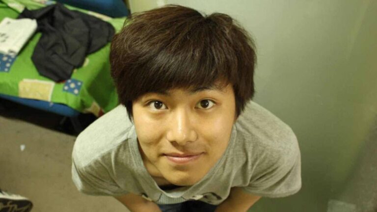 四川帥氣主持人慘死獄中 同舍獄友披露罕有經歷