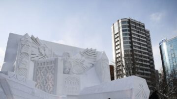 隔3年實體舉辦 札幌雪祭展出160座雪冰雕