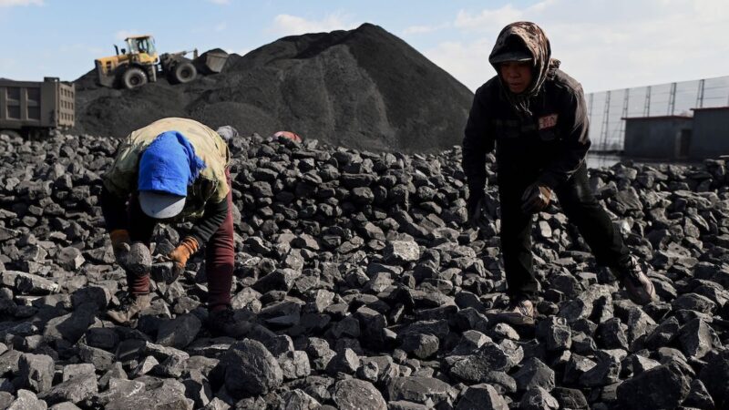 內蒙古一煤礦大面積坍塌 已致2死53人失聯