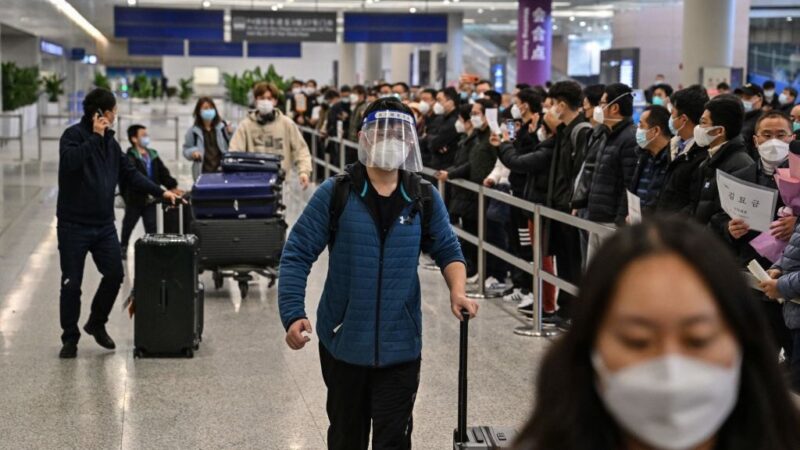 上海人排隊出國 為旅遊還是移民？