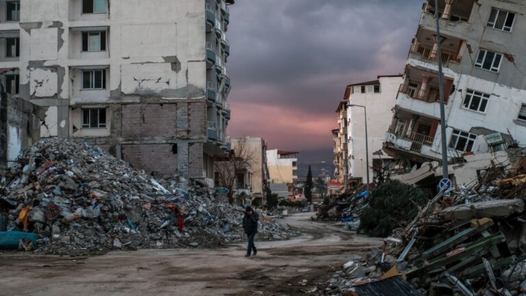 土耳其地震重災區再發里氏6.4級地震 8死