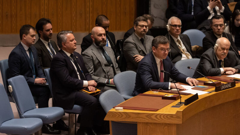 聯合國為戰爭罹難者默哀 俄大使敲麥克風打斷