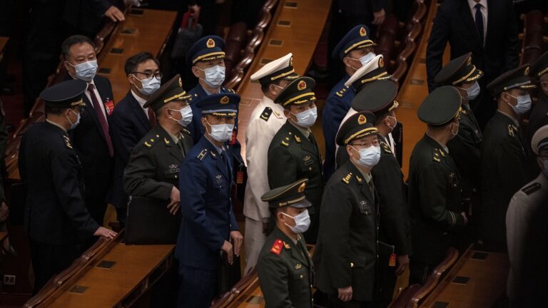 準備戰爭？新領導勢力崛起 五軍工官入政治局
