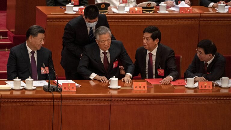 王滬寧對台喊話 被諷「政治渣男」