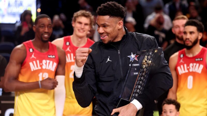 NBA全明星賽：字母哥隊輕鬆戰勝詹姆斯隊