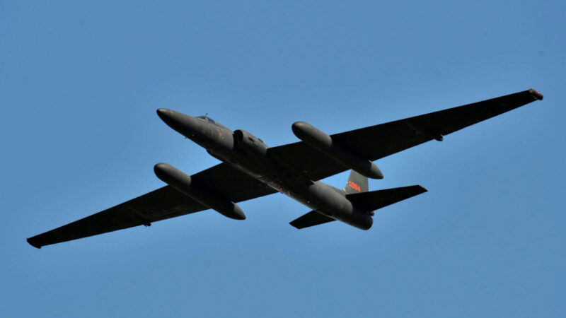 五角大廈公布：U-2偵察機伴飛中共偵察氣球照片