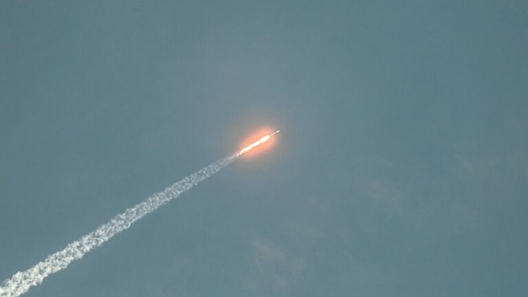 SpaceX火箭攜21顆星鏈V2迷你衛星升空(組圖)