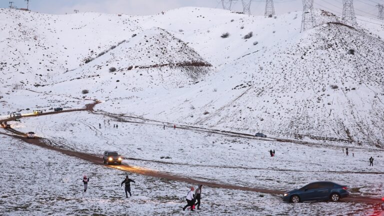 姍姍來遲 美國東北部降下今冬首輪大雪