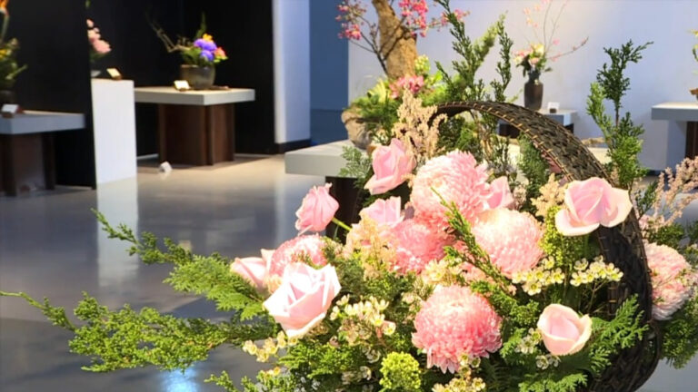 中華插花藝術展 邀愛花者賞花藝之美