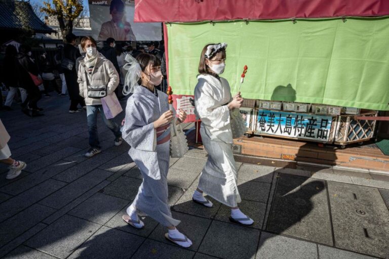 日本口罩令將解 化妝品、保養品商機大漲