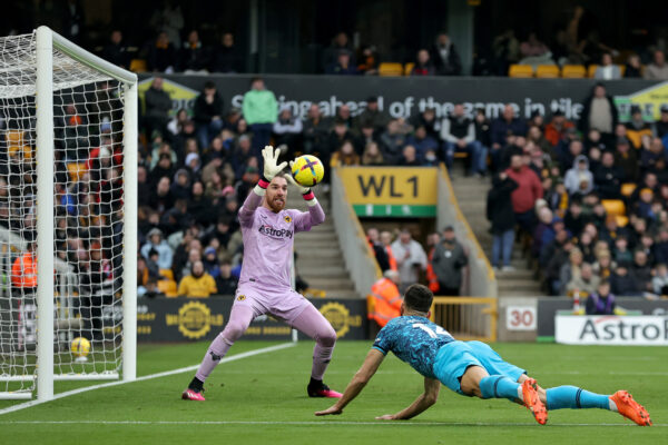 WOLVERHAMPTON, ENGLAND - MARCH 04: Jose Sa of Wolverhampton Wanderers saves a header from Ivan Perisic of Tottenham Hotspur during the Premier League match between Wolverhampton Wanderers and Tottenham Hotspur at Molineux on March 04, 2023 in Wolverhampton, England. (Photo by David Rogers/Getty Images)