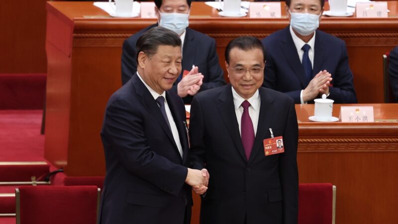 中共總理交接後 習近平與李克強握手再引關注