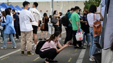 当局催生现实尴尬 武汉一女子怀孕后被辞退