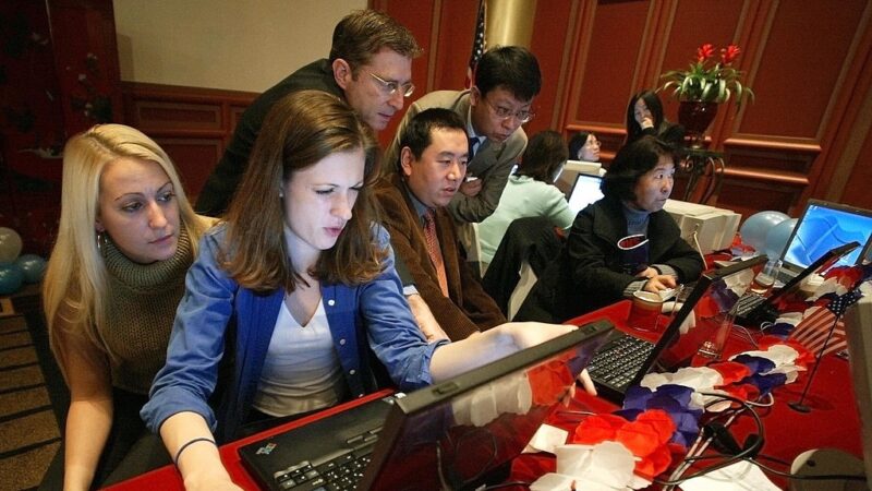 美媒：美国留学中国 人数降至20年来最低