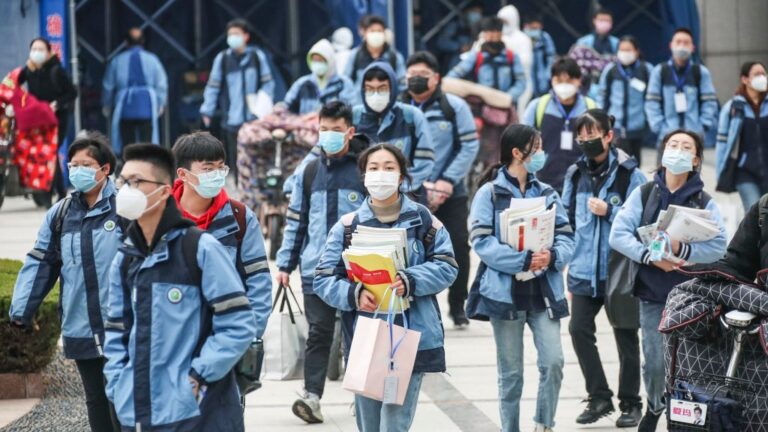 私轉公辦後變相要錢 江蘇一中學逼繳八千元培養費