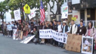吁制止中共精神迫害 洛华人中领馆前抗议