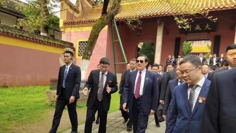 馬英九稱兩岸「都是中華民國 都是中國」大陸封殺