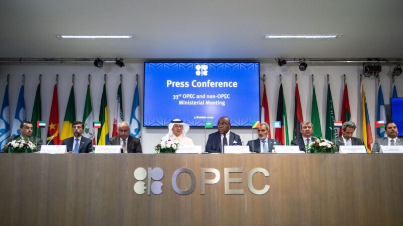 OPEC+減產逾160萬桶 高盛上調今明年油價預測