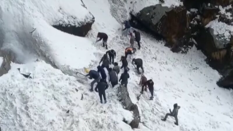 印度與西藏邊境山區雪崩至少7死 驚險畫面曝光