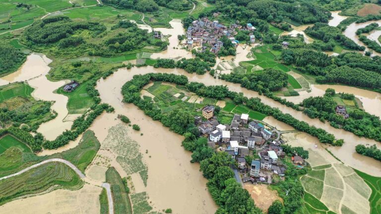 華南十河洪水超警 江西廣東多地受災