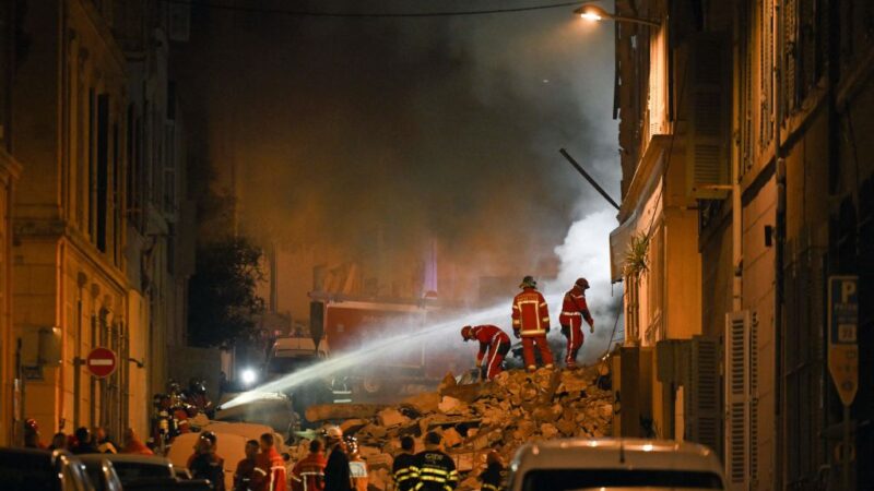 法國馬賽建物倒塌 大火阻礙搜救 至少2人受傷