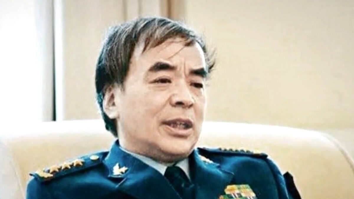 【禁闻】传军方清理刘亚洲余毒 陆媒批他是汉奸