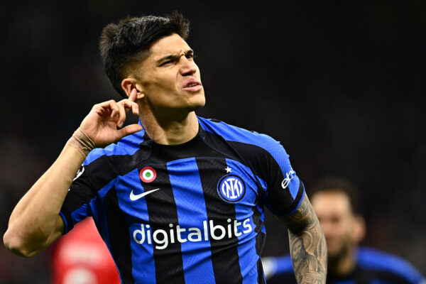 Inter Milan's Argentinian forward Joaquin Correa celebrates after scoring his side's third goal during the UEFA Champions League quarter-finals second leg football match between Inter Milan and Benfica Lisbon on April 19, 2023 at the Giuseppe-Meazza (San Siro) stadium in Milan. (Photo by GABRIEL BOUYS / AFP) 