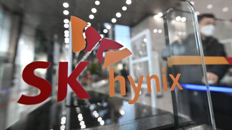 【財經簡訊】SK海力士首季報虧損 瑞銀發布收購瑞信後首個財報