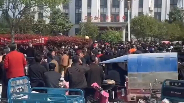 河南居民區附近建火葬場 引發抗議