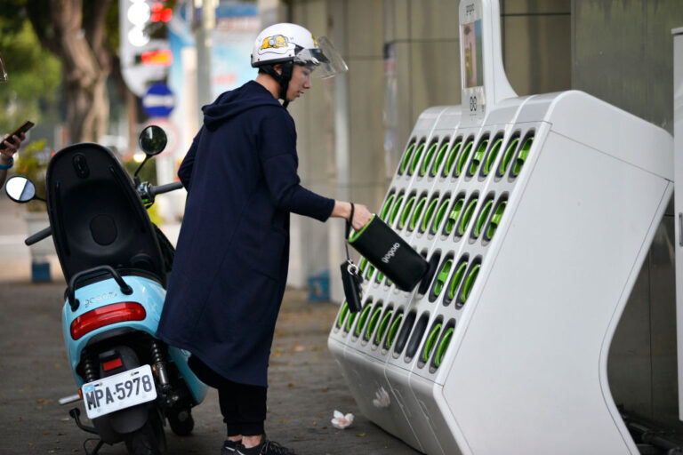 上千換電站可救援電力 Gogoro虛擬電廠上線