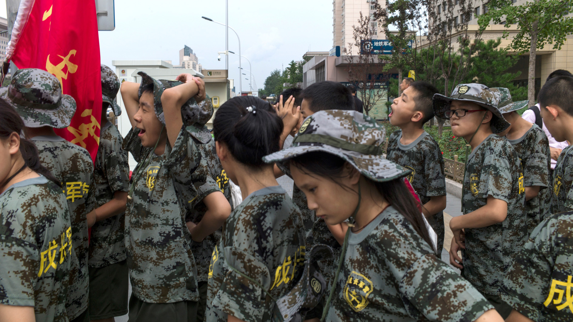 【禁闻】大陆热传反战文:如果开战 绝不上战场 | 中共独裁统治 | 反战贴文 | 台海战争 | 新唐人电视台