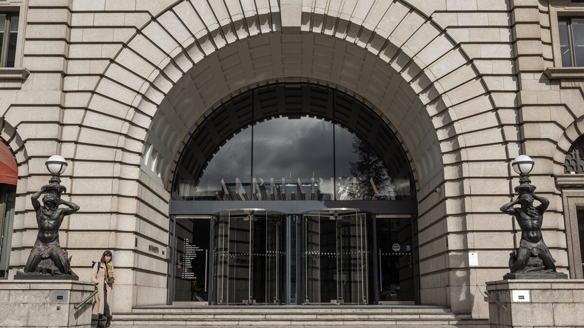 财经简讯】汇丰上季获利增加两倍澳洲央行再加息25个基点| 升息| 日本央行| 金融系统| 新唐人电视台