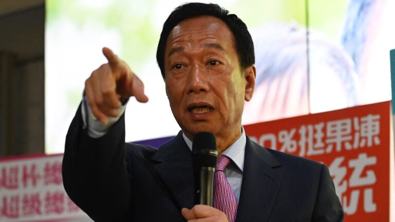 郭台銘失言深夜道歉 侯友宜：民意監督是民主