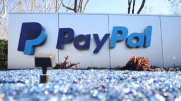 【财经简讯】PayPal调高全年获利预测