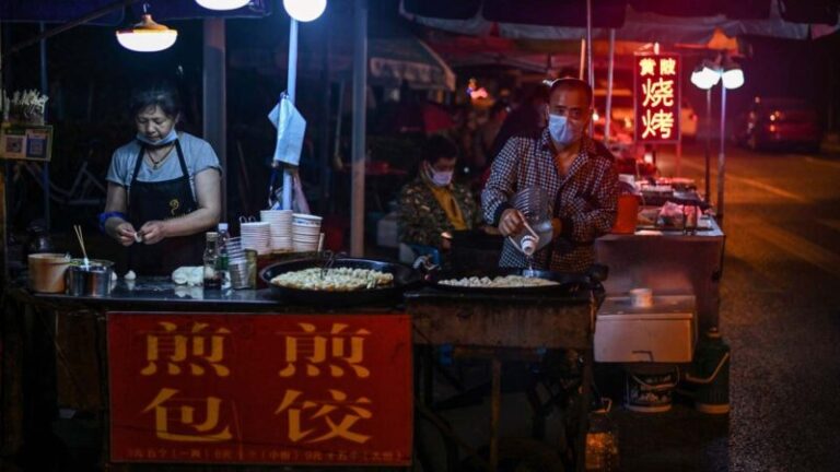 李強學起李克強 中國地攤經濟釋不祥信號