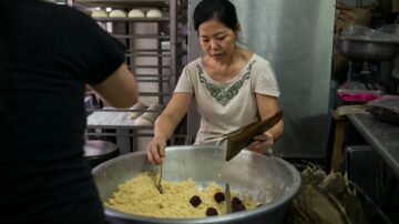 人氣粽漲價 社區志工加入量產 多了媽媽味