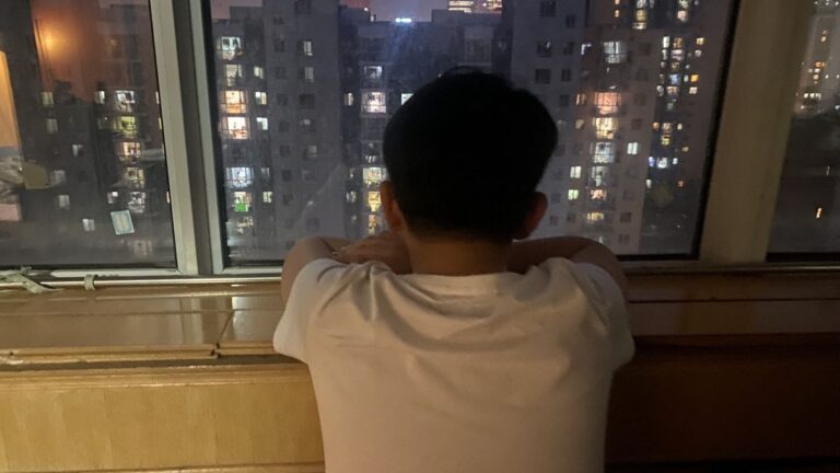 陳光誠：人民公敵的敵人之日常遭遇