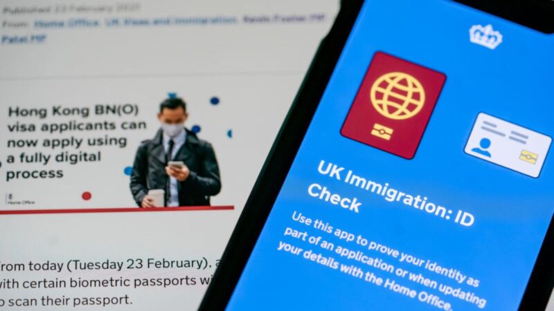 英内政部：两年逾11万港人持BNO签证移居英国