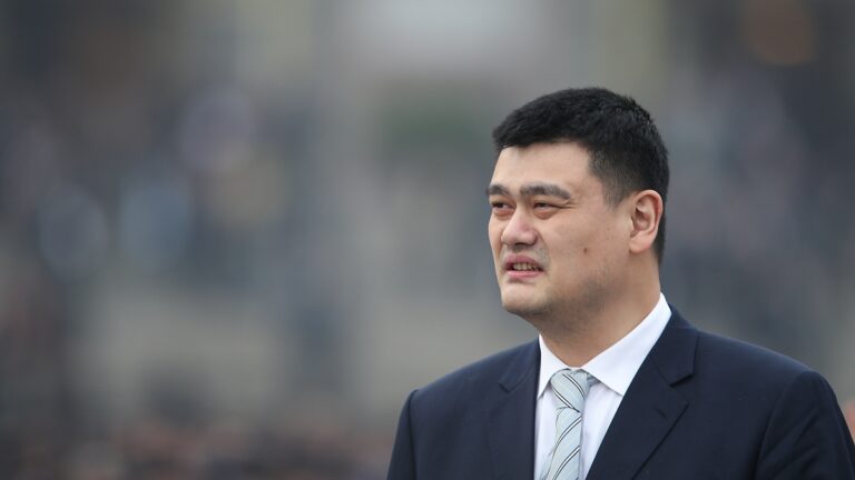 顏丹： 姚明領養老金為何讓中國人羨慕？