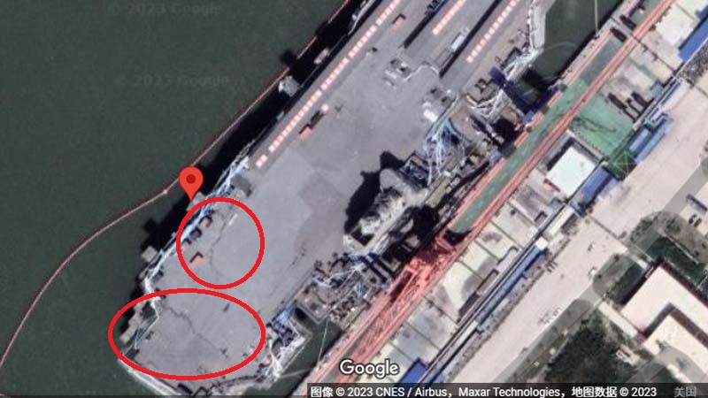 谷歌地图拍到福建号航母 甲板疑现两大裂缝(视频)