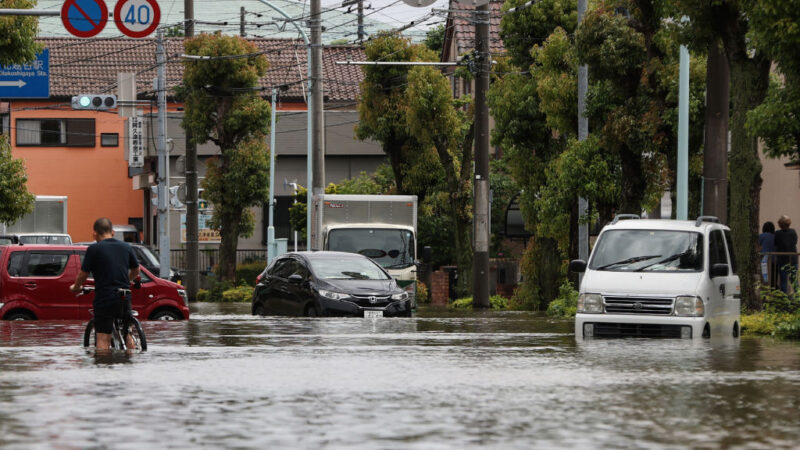 台风玛娃加梅雨侵袭 日本遇破纪录大雨已知2死4失联